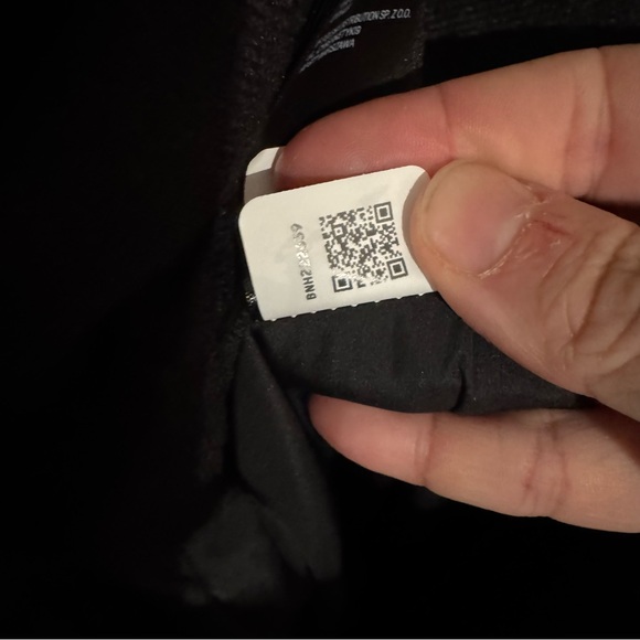 The North Face Freedom Insulated Ski Snow Bibs in TNF Black - Picture 10 of 12